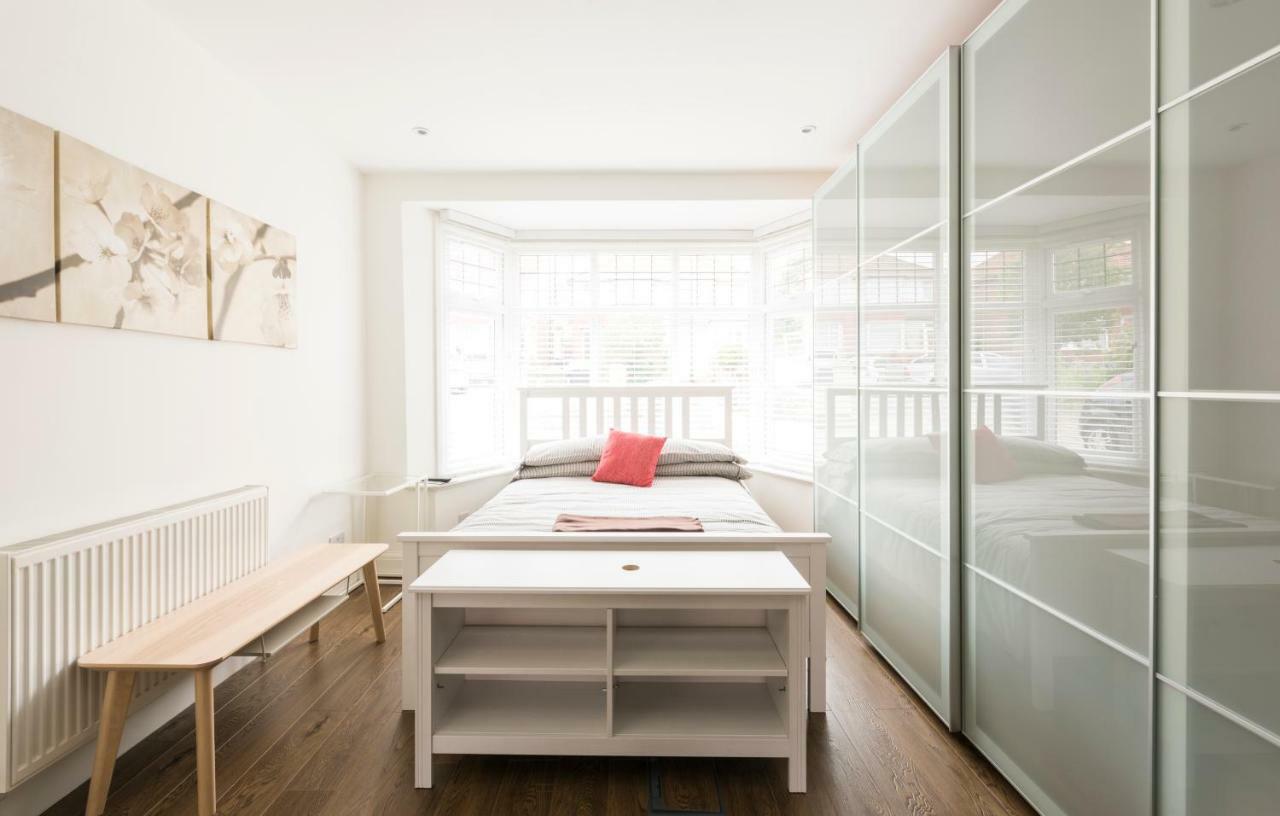 High End Apartments Hendon Extérieur photo